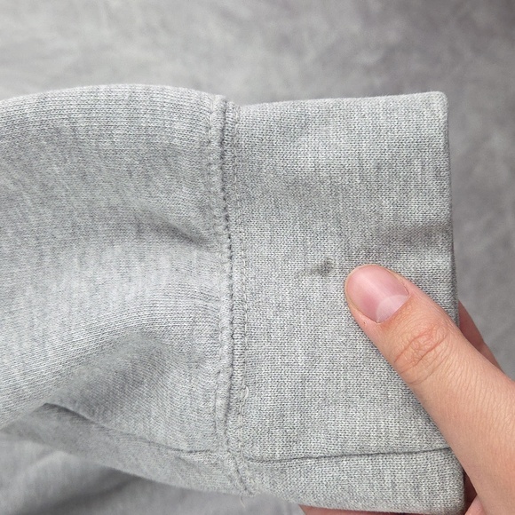 Chicago Cubs Embroidered Hoody Size Large - Picture 7 of 9